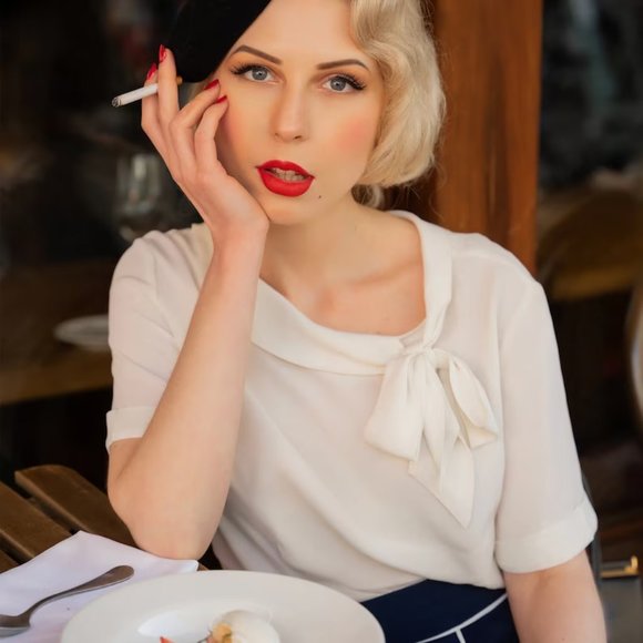 NWT UK 18 XXL US 14 Cindy Blouse in Windsor Wine by The Seamstress of Bloomsbury - Picture 2 of 5